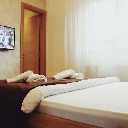 クラリエボ Konaciste Simce Bed & Breakfast エクステリア 写真