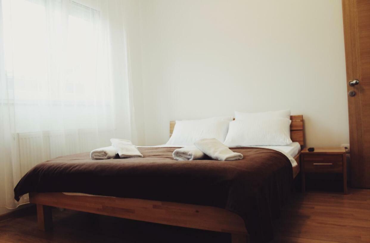 クラリエボ Konaciste Simce Bed & Breakfast エクステリア 写真