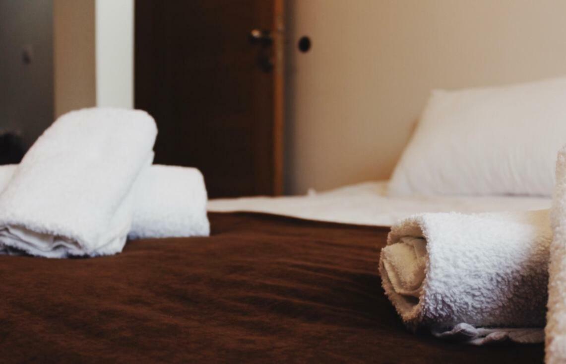 クラリエボ Konaciste Simce Bed & Breakfast エクステリア 写真